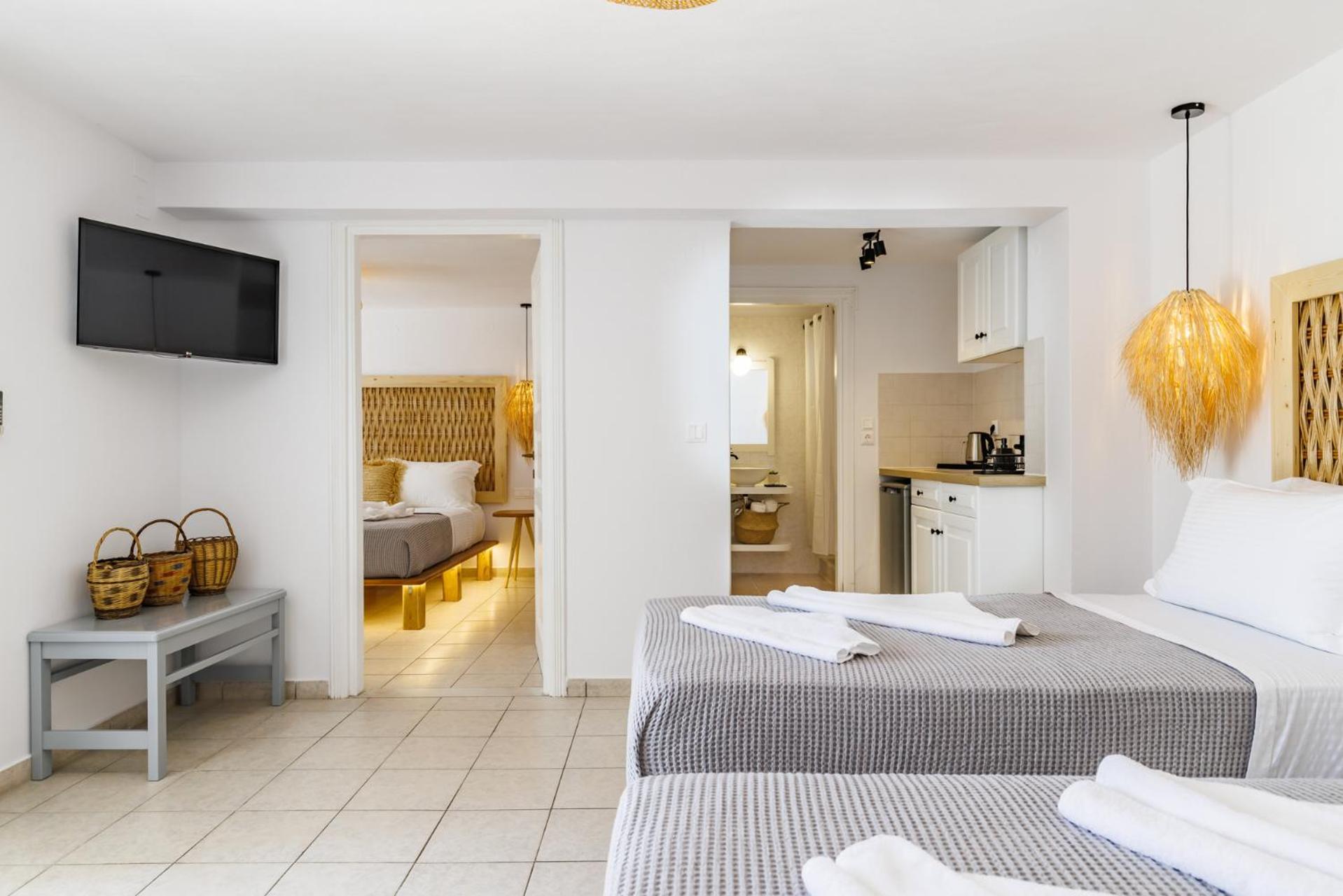 Ourania Studios & Apartments سكوبيلوس تاون المظهر الخارجي الصورة