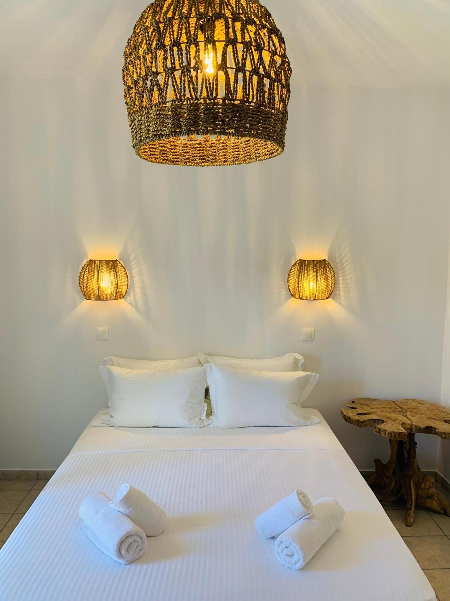 Ourania Studios & Apartments سكوبيلوس تاون المظهر الخارجي الصورة